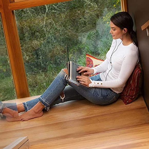 HyperDrive USB-C Hub Adapter, Sanho Solo 7-in-1 Type C Dongle for MacBook Pro, - Picture 7 of 9